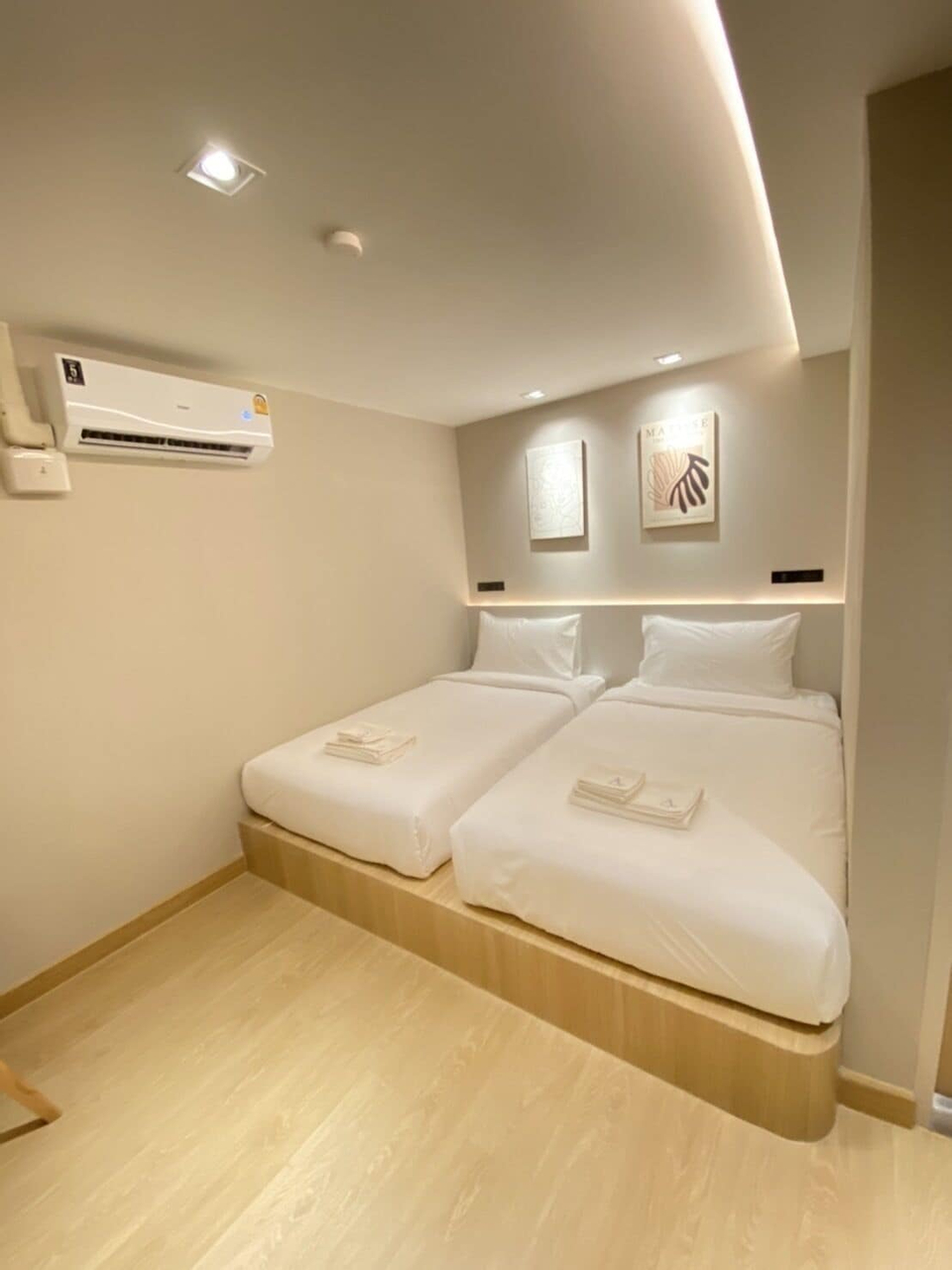 Room 16
