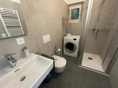 Bathroom 4, DaSaNa Appartamento, Locarno