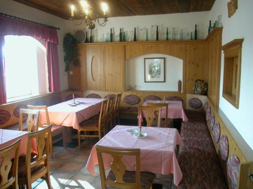 Restaurant 4, HOTEL DONAUHOF, Linz Land