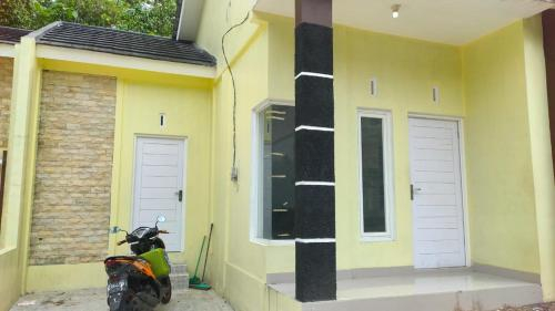 Exterior view 4, Een nieuwe villa met 2 slaapkamer, Bantul