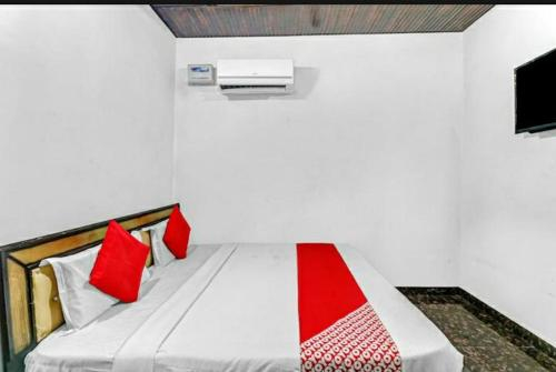 4, Shiv Guest House, Sonipat