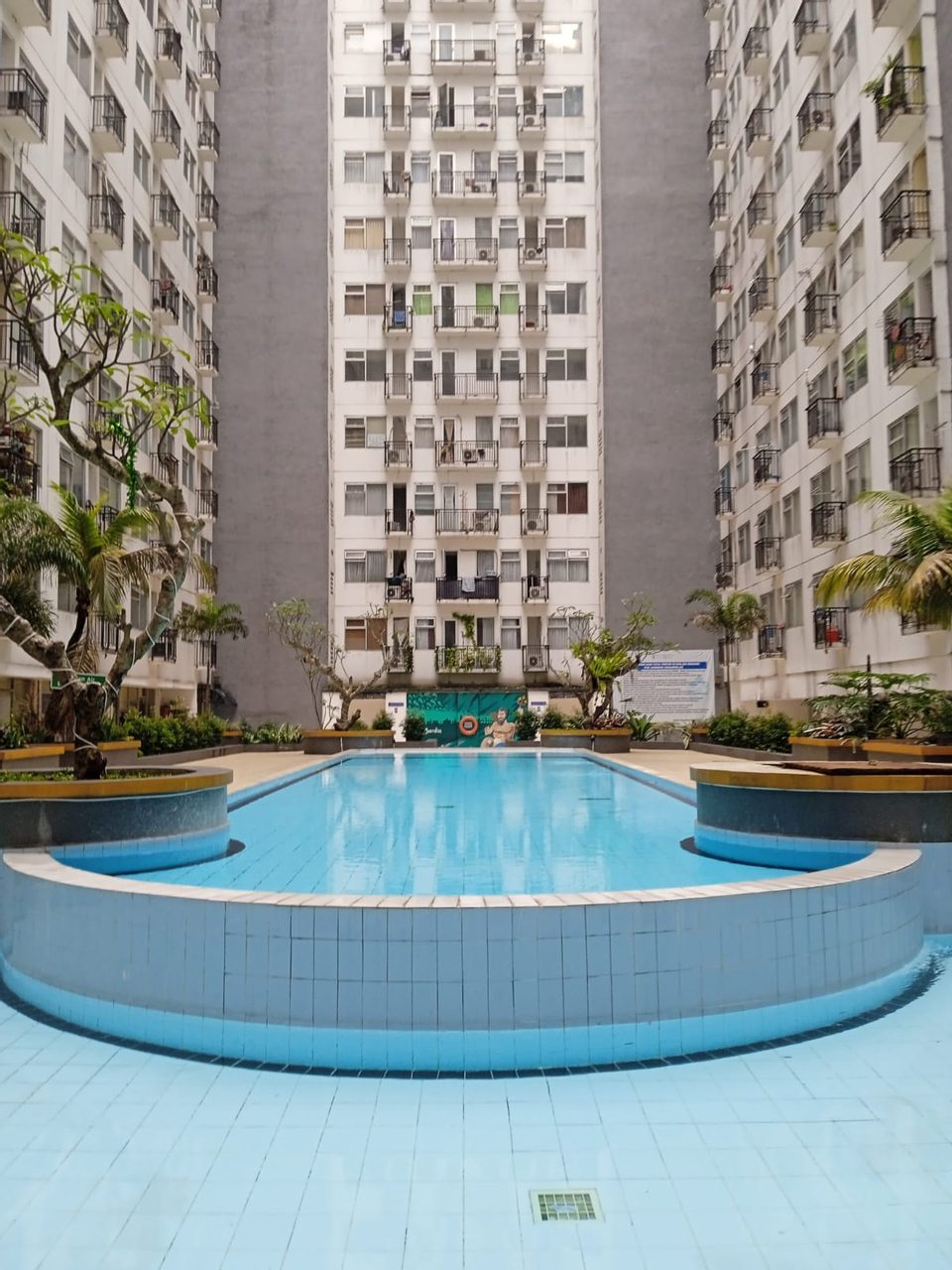 The Jarrdin Apartment Hotels by Ironman Tower C Lt. 21, Bandung