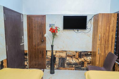 Facilities 5, Royal Lodge, Kanniyakumari
