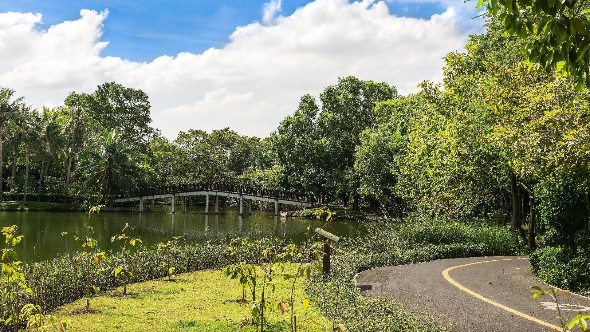 Exterior & Views 3, At 115 By Rompo Mansion (SHA Certified), Khlong Toey