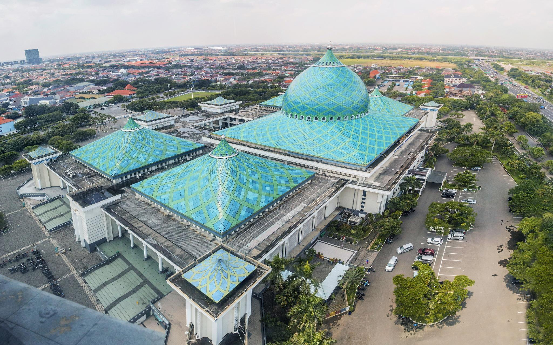 Exterior & Views 1, News Front One Hotel Surabaya, Surabaya