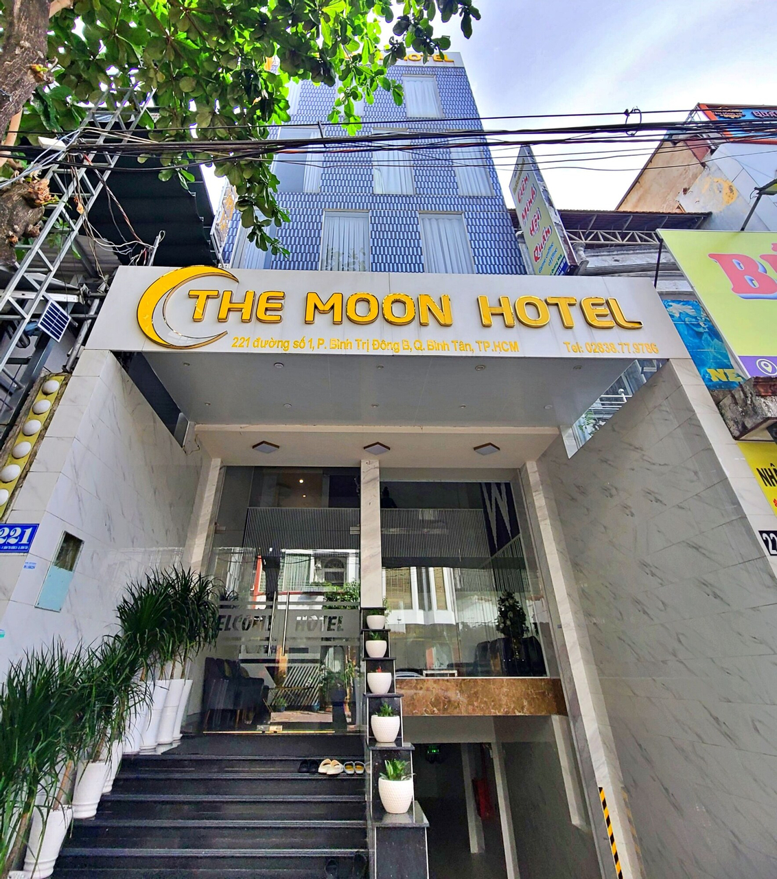 THE MOON HOTEL, Binh Tan