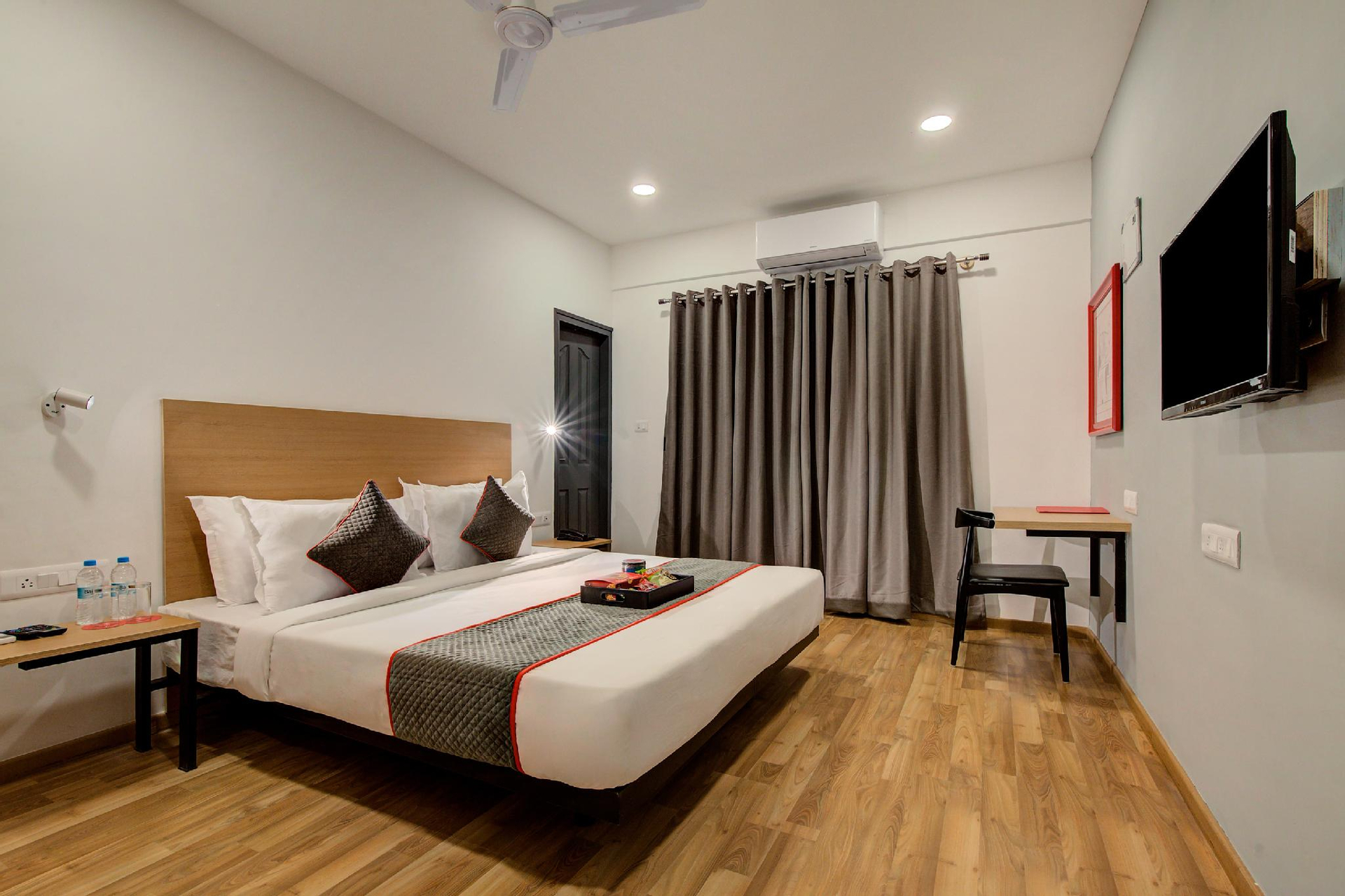 Bedroom, Flagship 81424 Hotel Evergreen, Faridabad