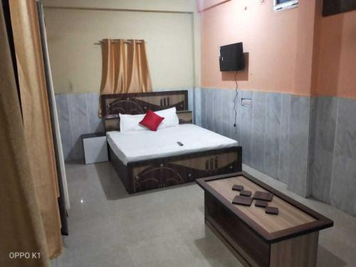 Bedroom, Super OYO 92143 Peeush Rao Oyo Rooms & Meeting Hall, Mahendragarh