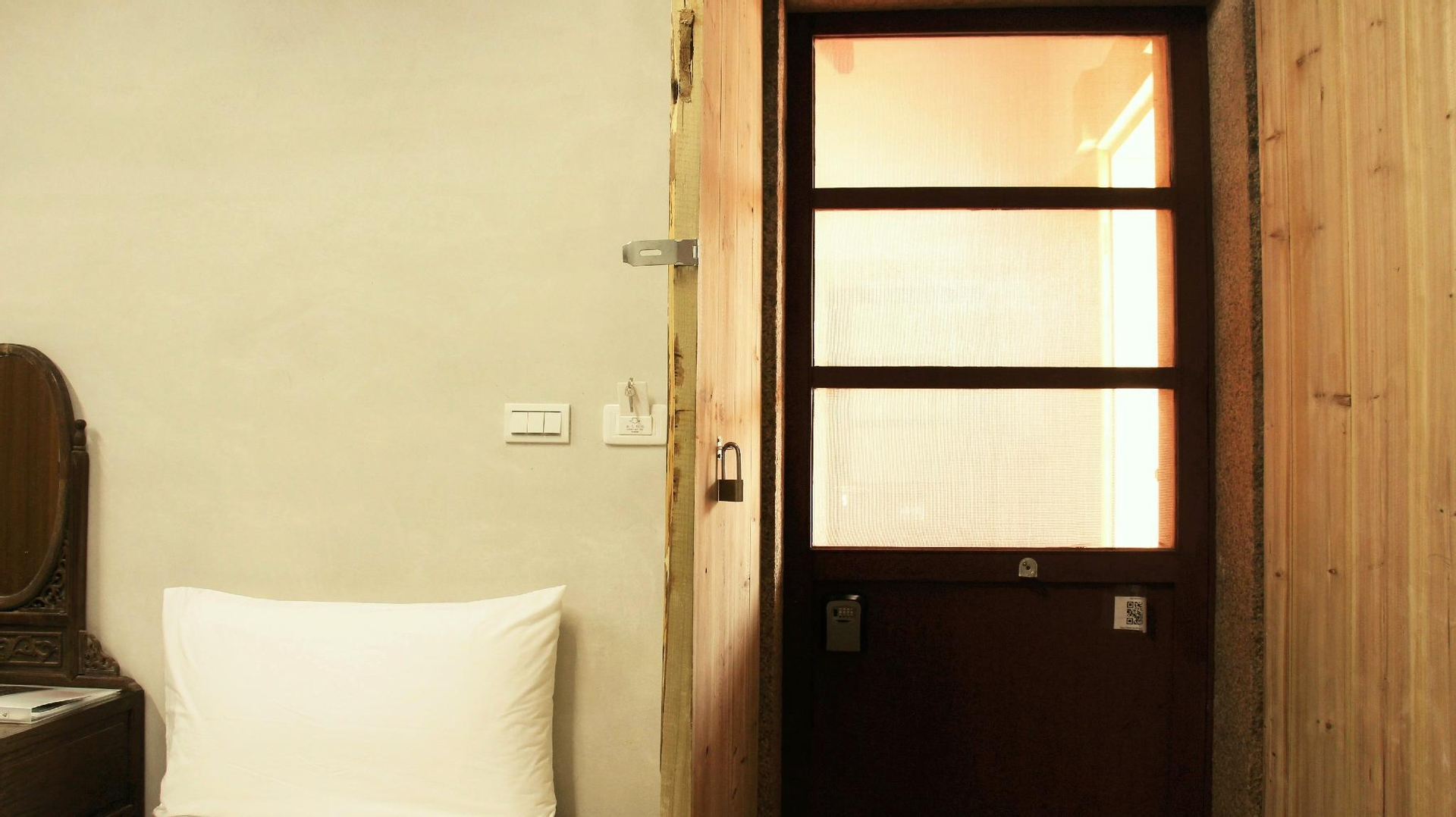 Bedroom 2, Casa Wisteria, Kinmen