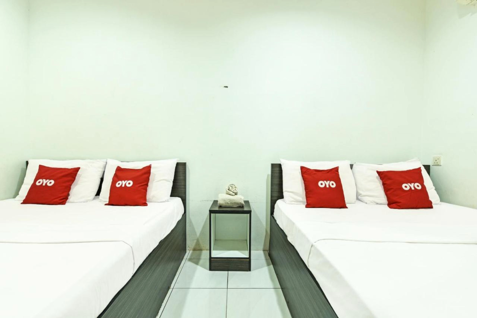 Bedroom 2, Capital O 90714 Hotel Checkedinn, Kinta