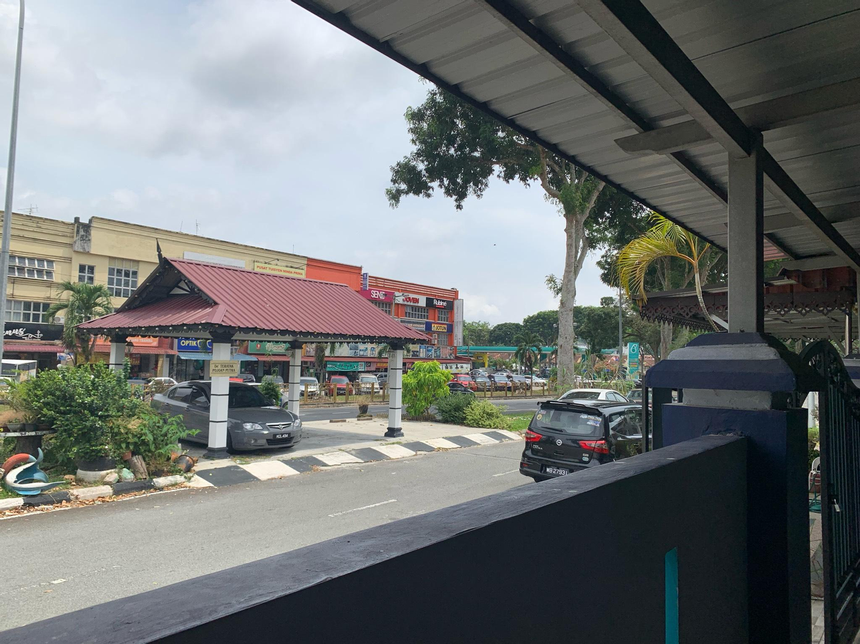 Exterior & Views 3, ASR homestay bandar putra kulai 6019, Johor Bahru