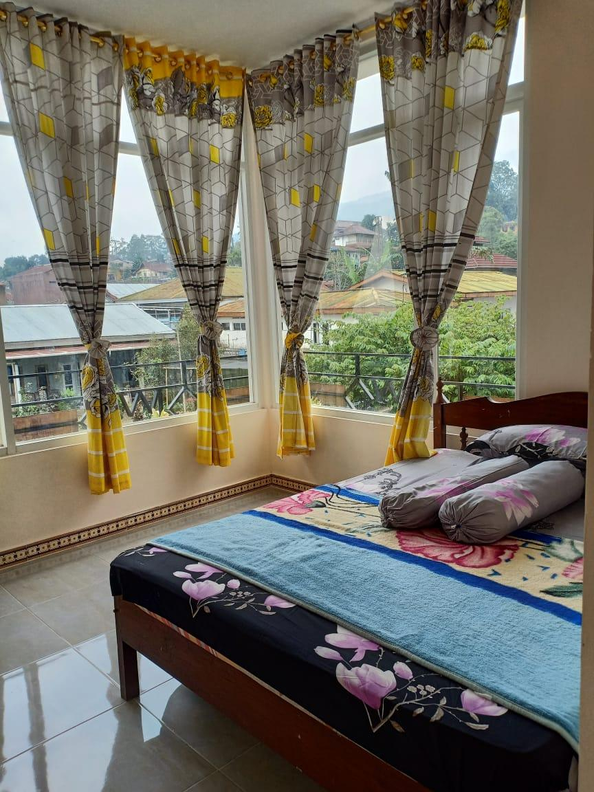 Bedroom 1, D'Sunset Syariah Hotel Tawangmangu, Karanganyar