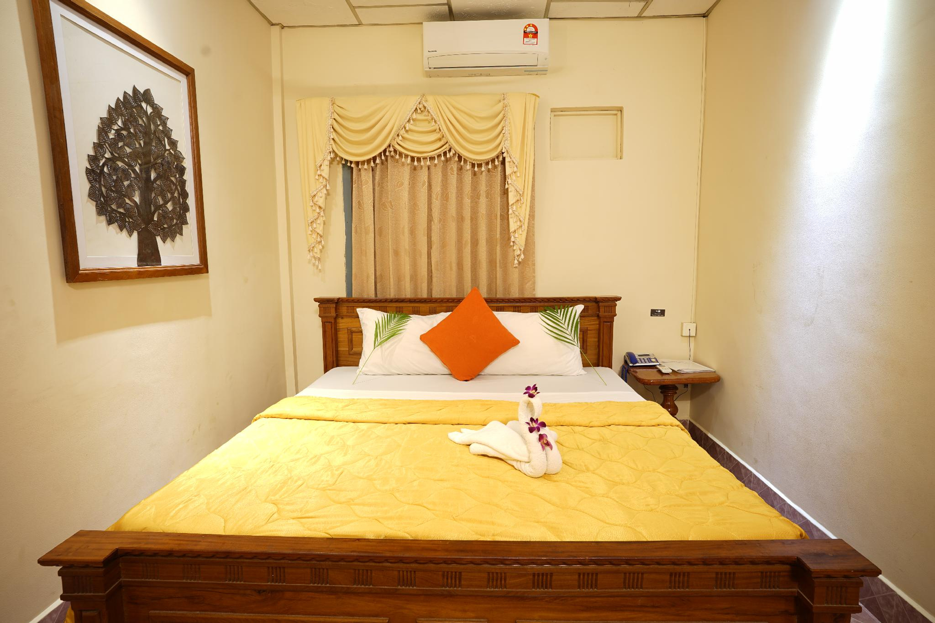 Bedroom 4, Royal Residence, Svay Pao