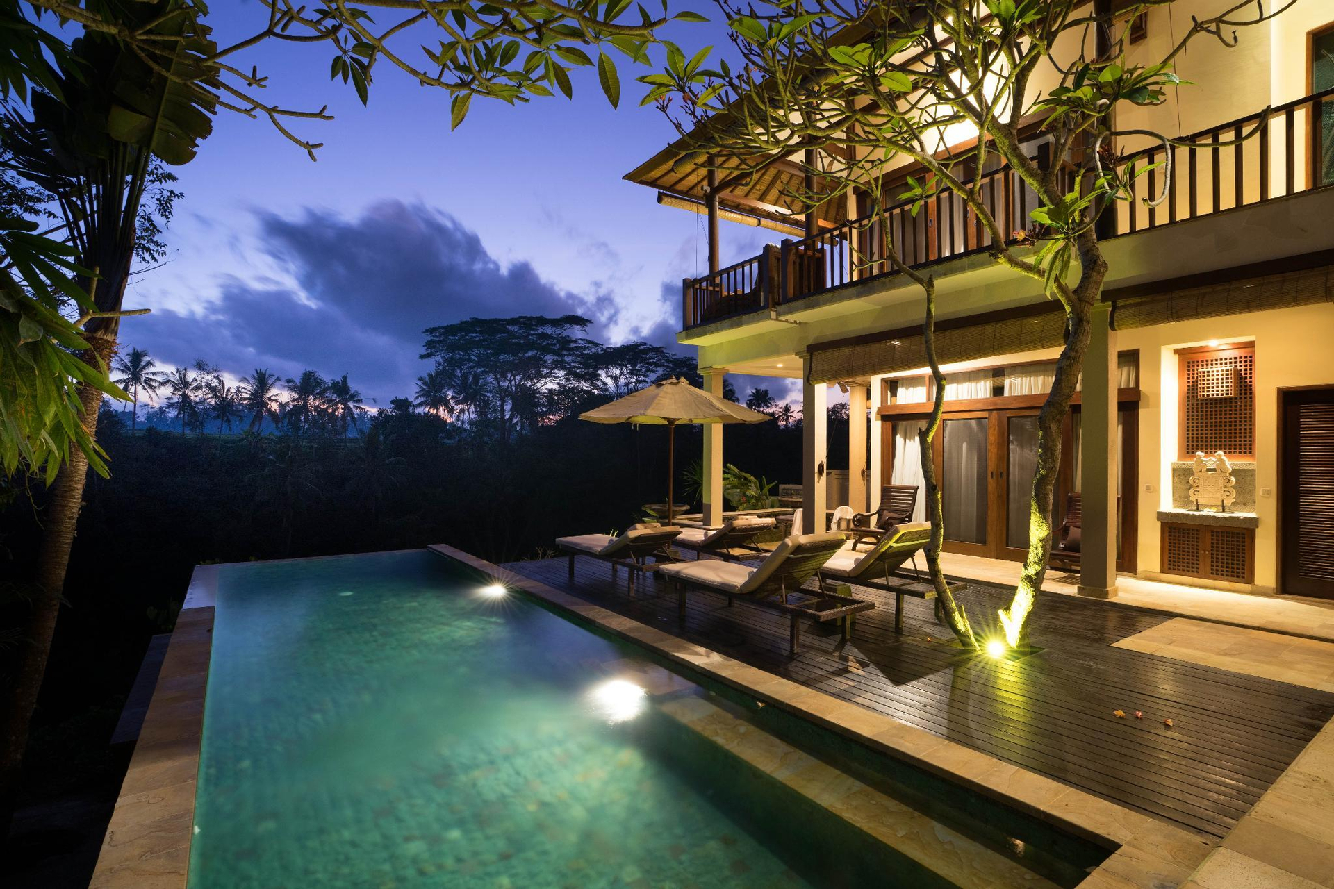 Sport & Beauty 2, Ubud Luxe Suite w/ balcony--Insta-Worthy views!!, Gianyar