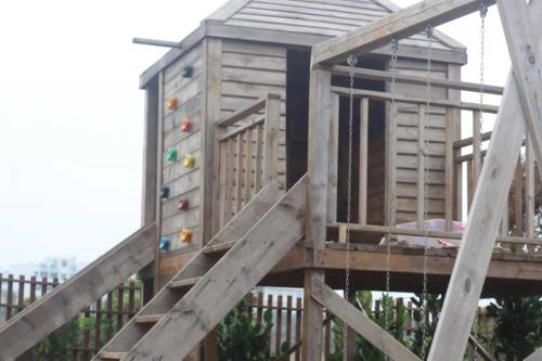 Playground, Sanshe House, Haikou