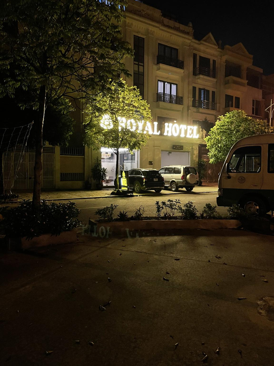 Royal Hotel, Hà Đông