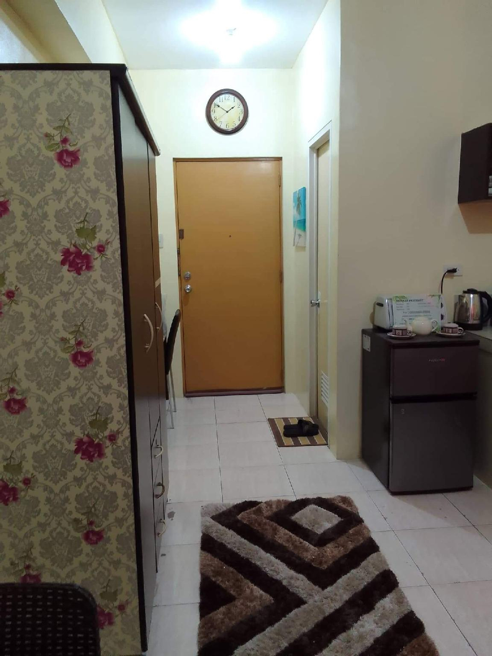 Bedroom 1, Affordable Staycation in Valley Golf, Taytay