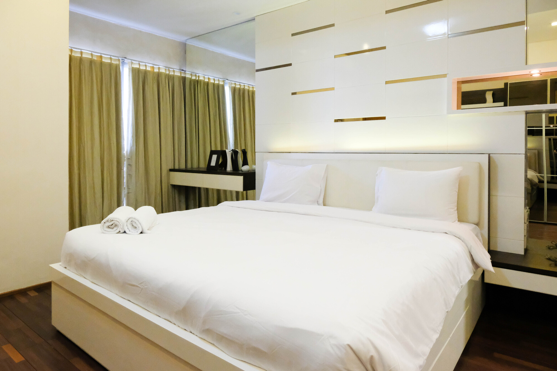 Bedroom 4, Spacey 2BR with Access Mall at Apartment Aryaduta Residence Surabaya By Travelio, Surabaya