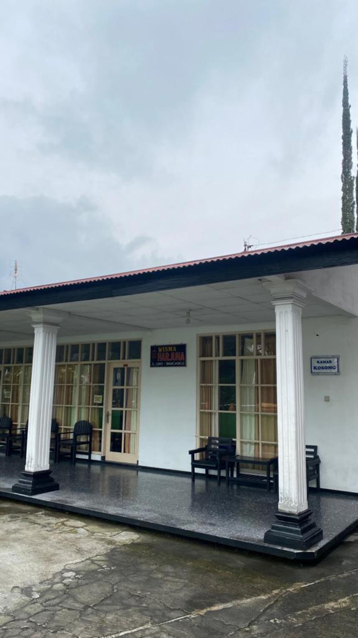 Kamar Deluks Double atau Ranjang Lain - Pemandangan Gunung