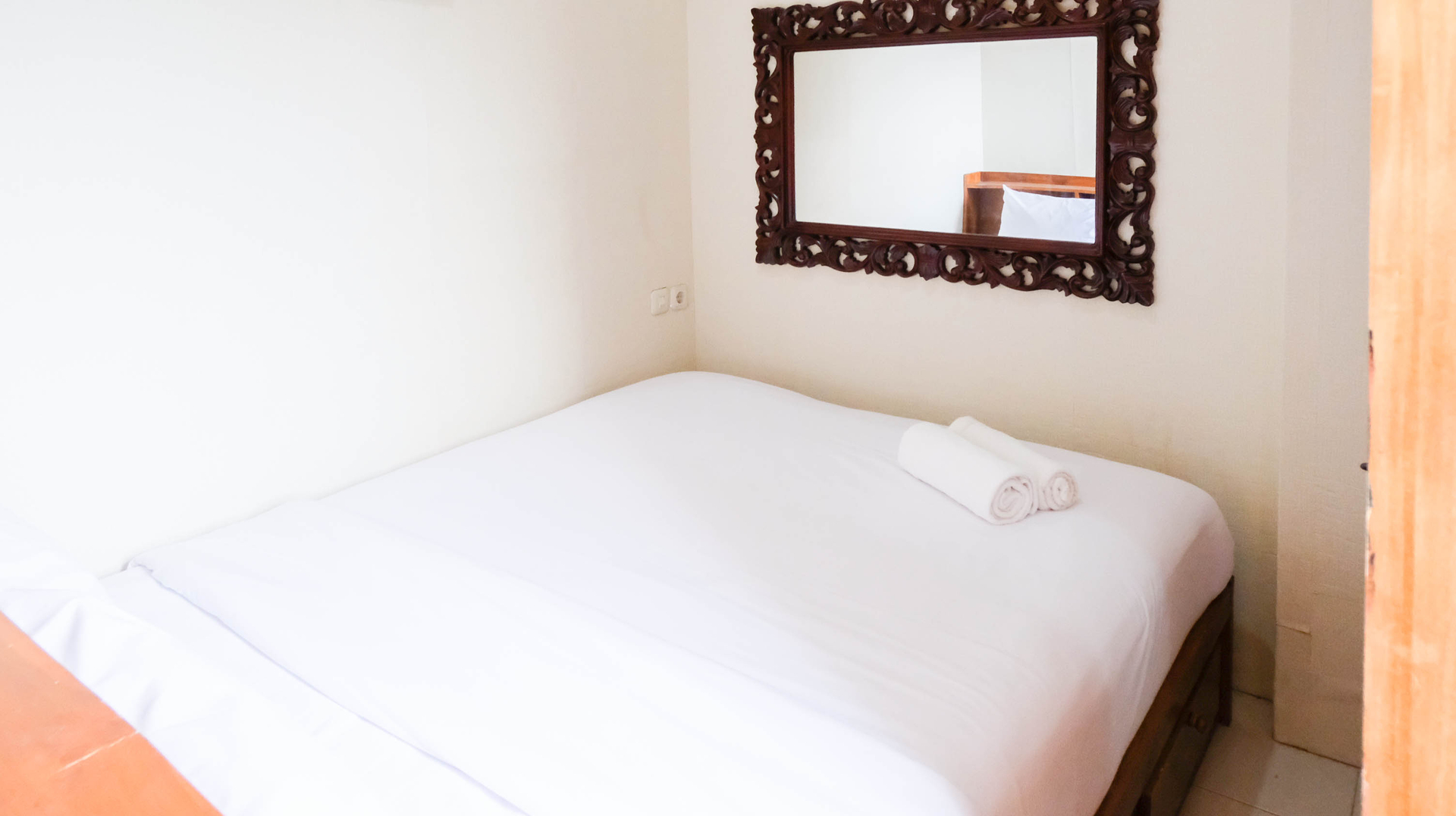 Bedroom 2, Relaxing and Comfy Designed 2BR at Puncak Permai Apartment By Travelio, Surabaya