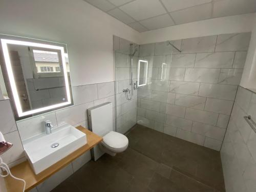 Others 3, Hotel da Luca, Wangen