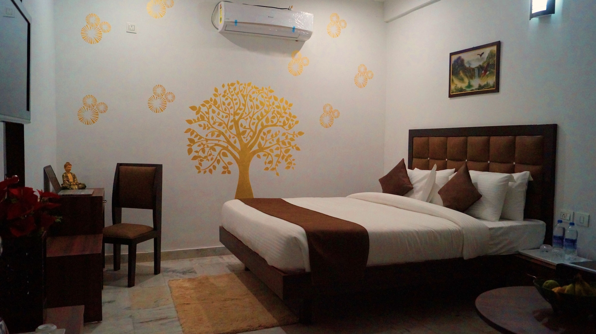 Room 5, ShriGo Ganga Village Resort & Spa, Hapur