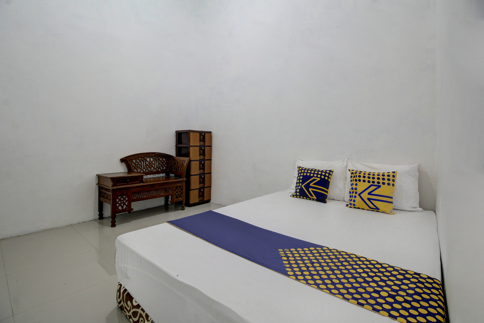 SPOT ON 92118 Alif House Syariah 2, Kediri