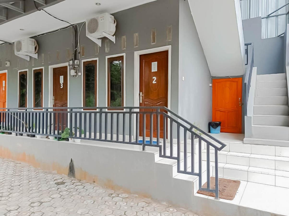 Penginapan Al Firdausi Syariah RedPartner, Kuningan