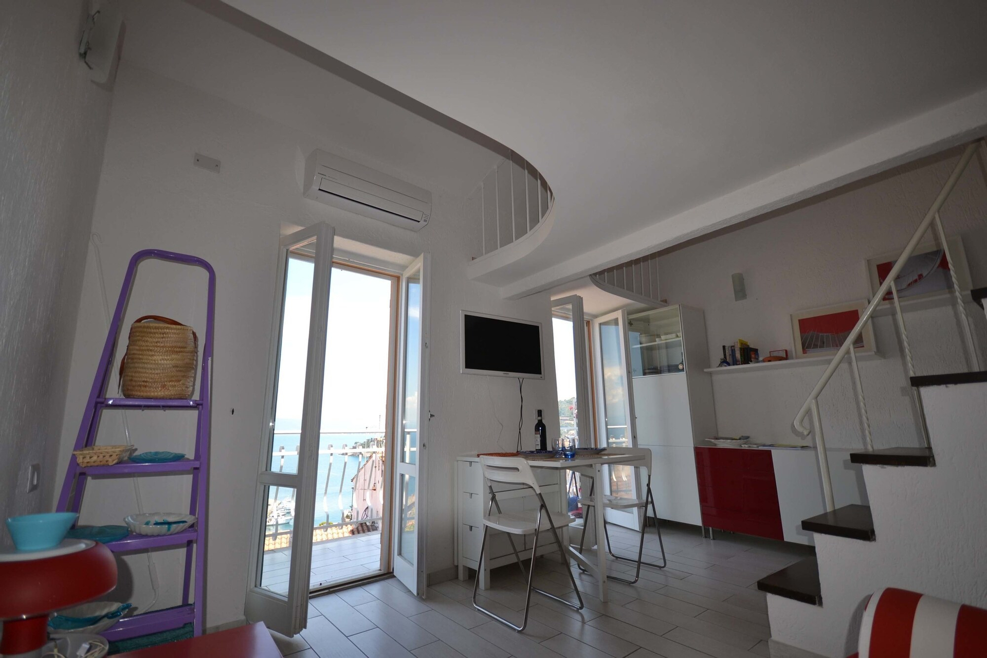 Others 5, Wonder Seaside Nest, Grosseto