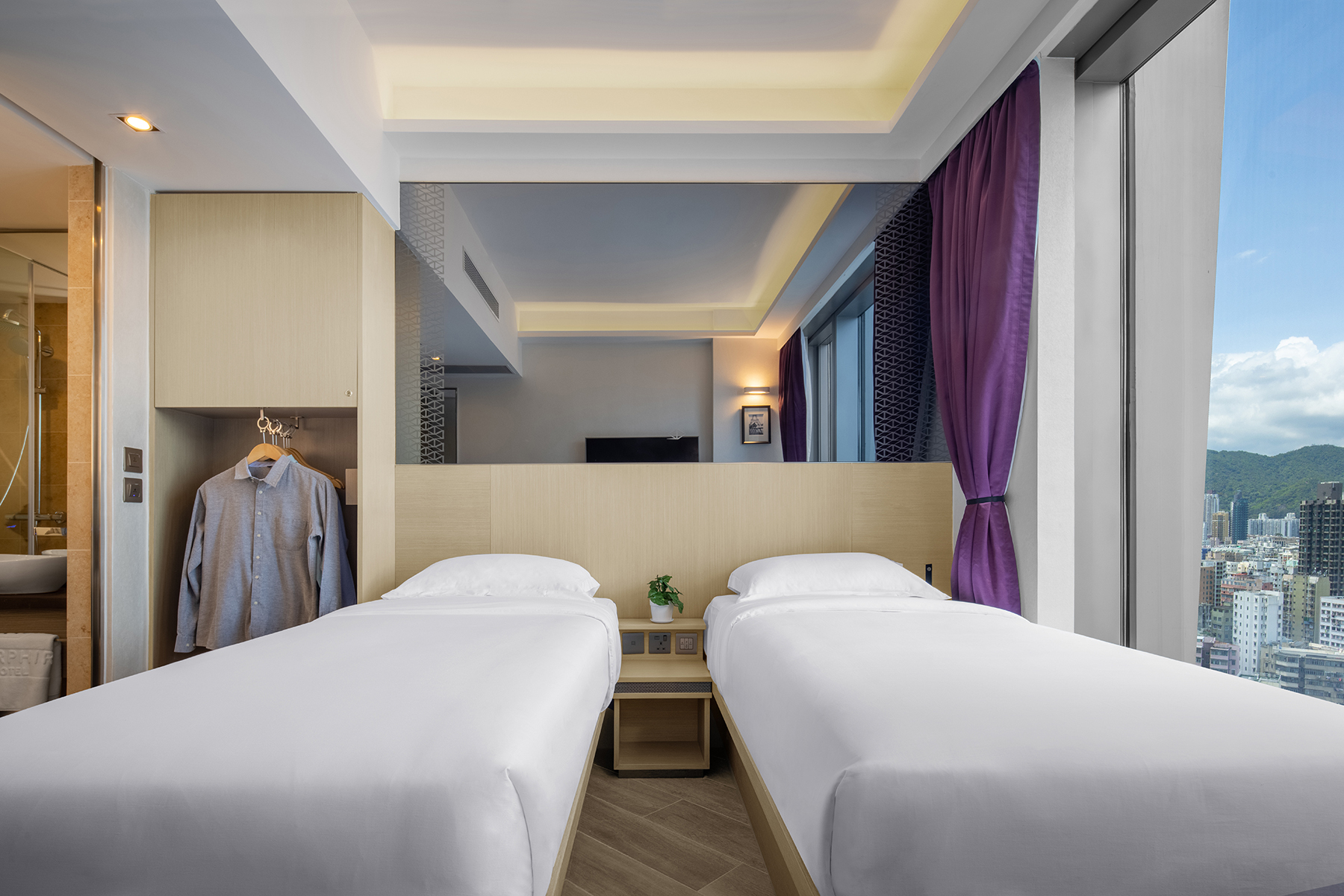 Bedroom 3, Starphire Hotel, Yau Tsim Mong