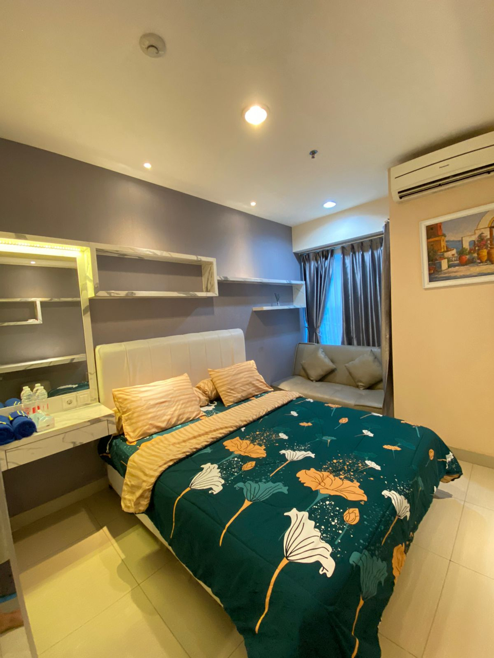 Grand Kamala Lagoon Apartment by Paris Property, Bekasi