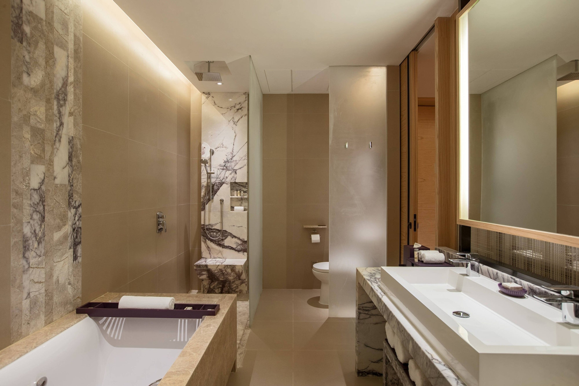 Bathroom 14