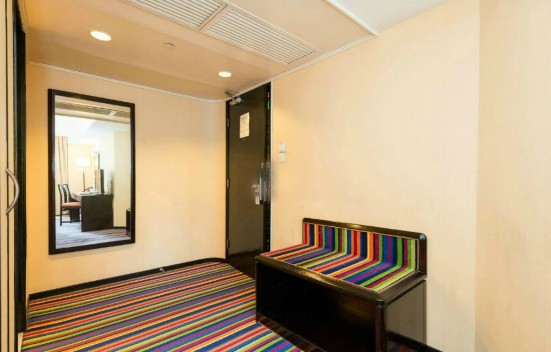 Bedroom 3, Panda Hotel, Tsuen Wan