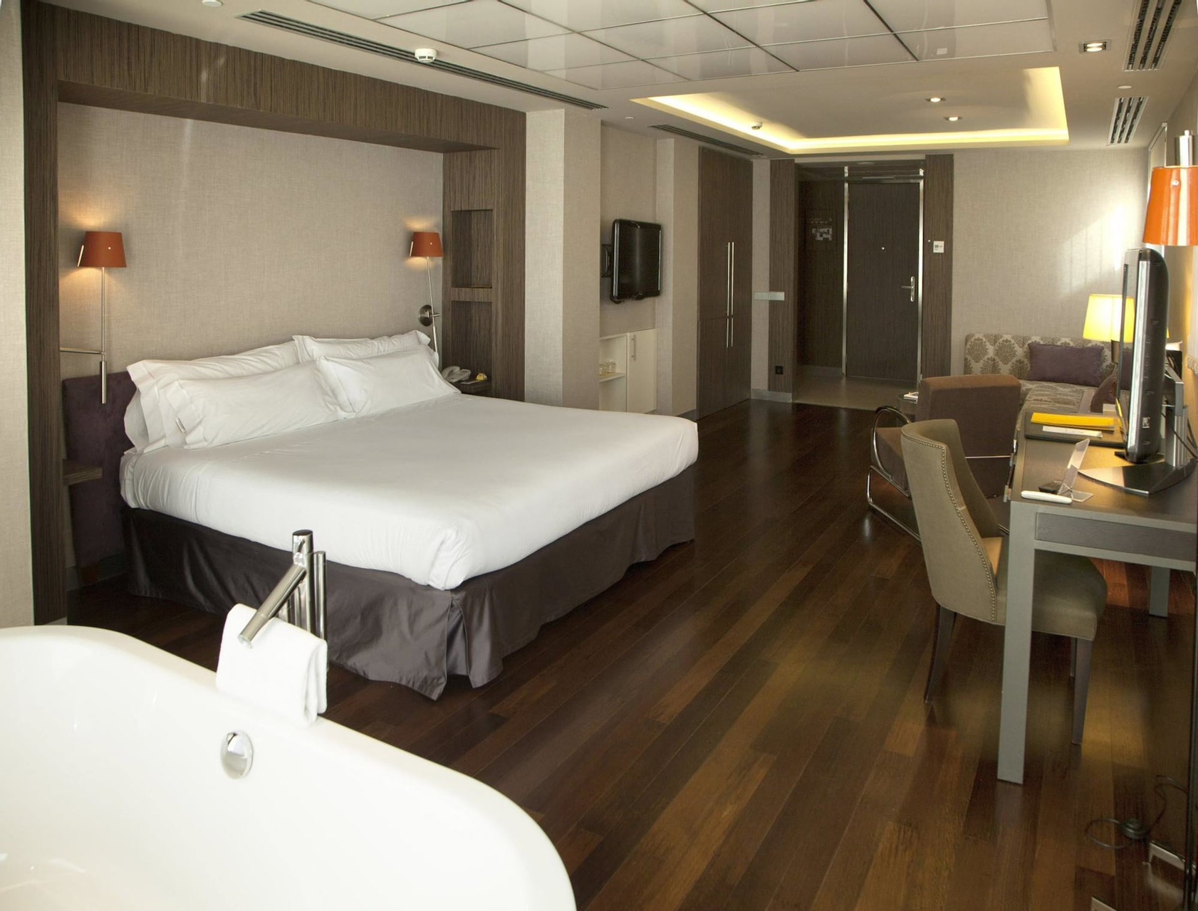 Bedroom 3, Alfonso, Zaragoza