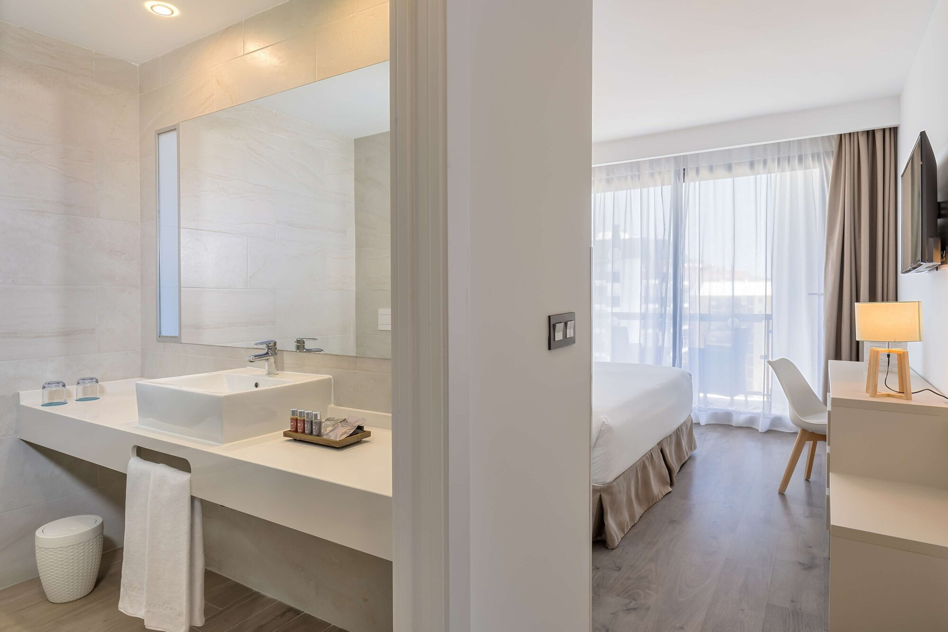 Bedroom 5, Occidental Fuengirola, Málaga