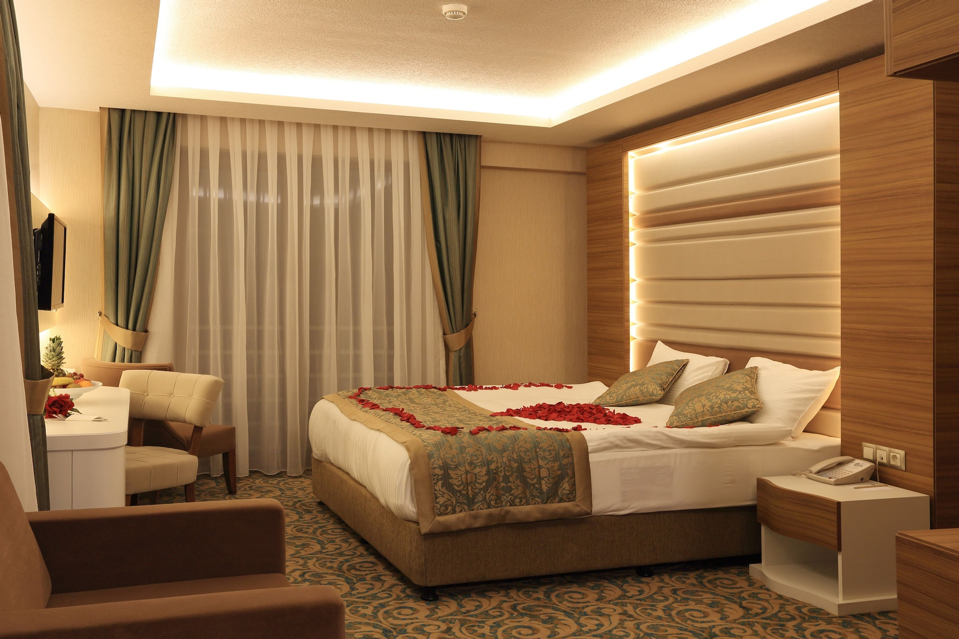 Bedroom 3, Cam Hotel Thermal Resort & Spa Convention Center, Kızılcahamam