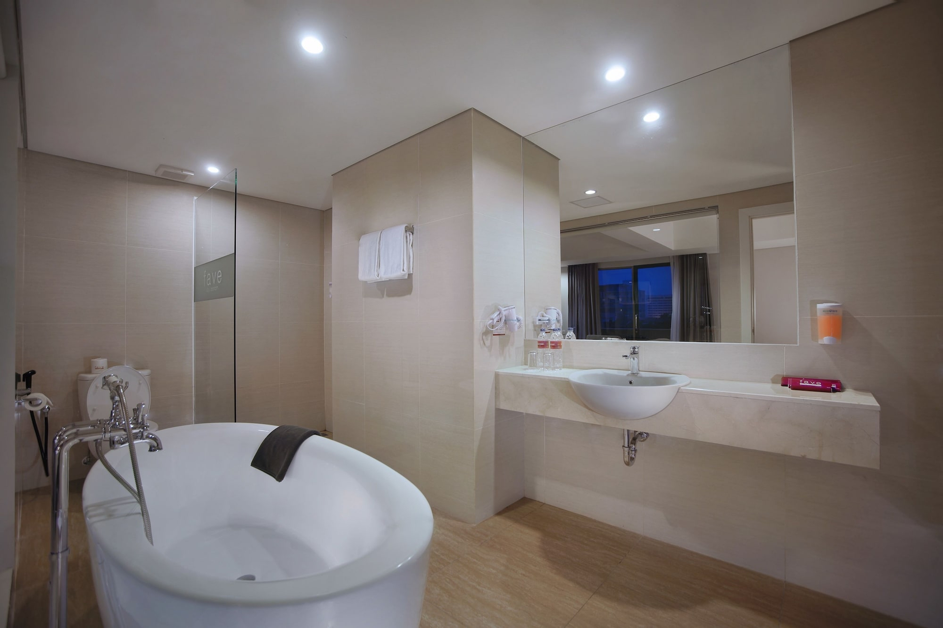 Bedroom 4, favehotel - Pantai Losari Makassar, Makassar