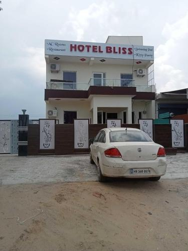 Exterior & Views, OYO 91842 Hotel Bliss, Rewari