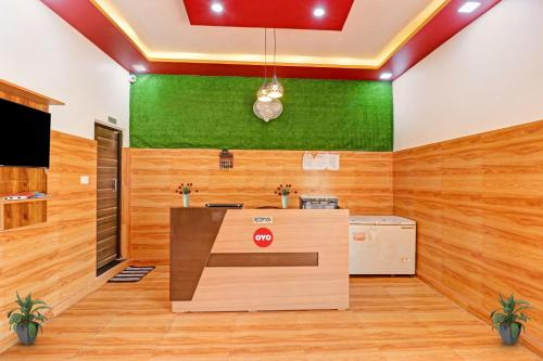 Public Area 2, OYO The Royal Plaza, Bulandshahr