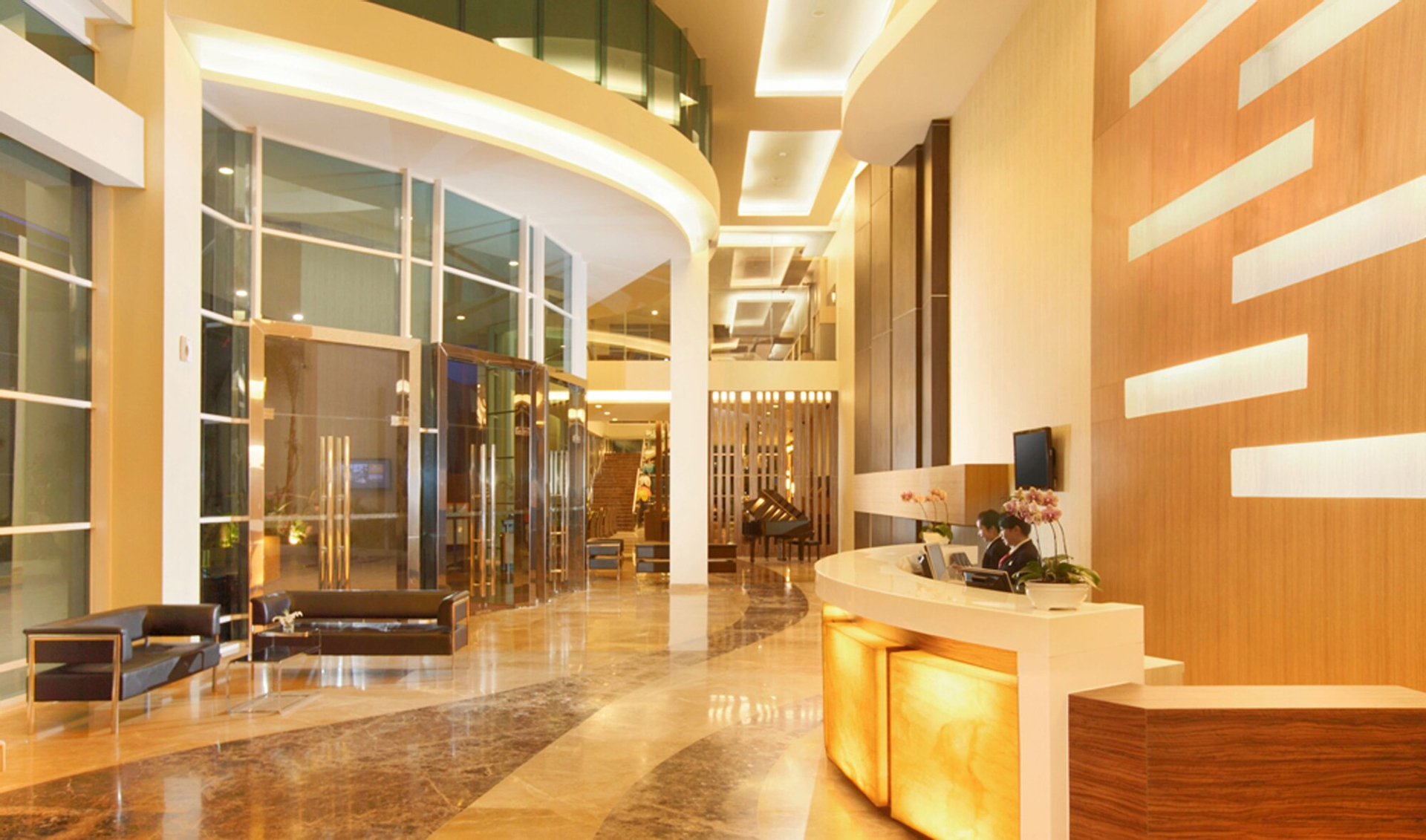 Public Area 2, Hotel Santika Tasikmalaya, Tasikmalaya