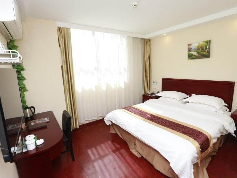 Bedroom, GreenTree Inn Nanjing Lishui District Lishui Airport Road Express Hotel, Nanjing