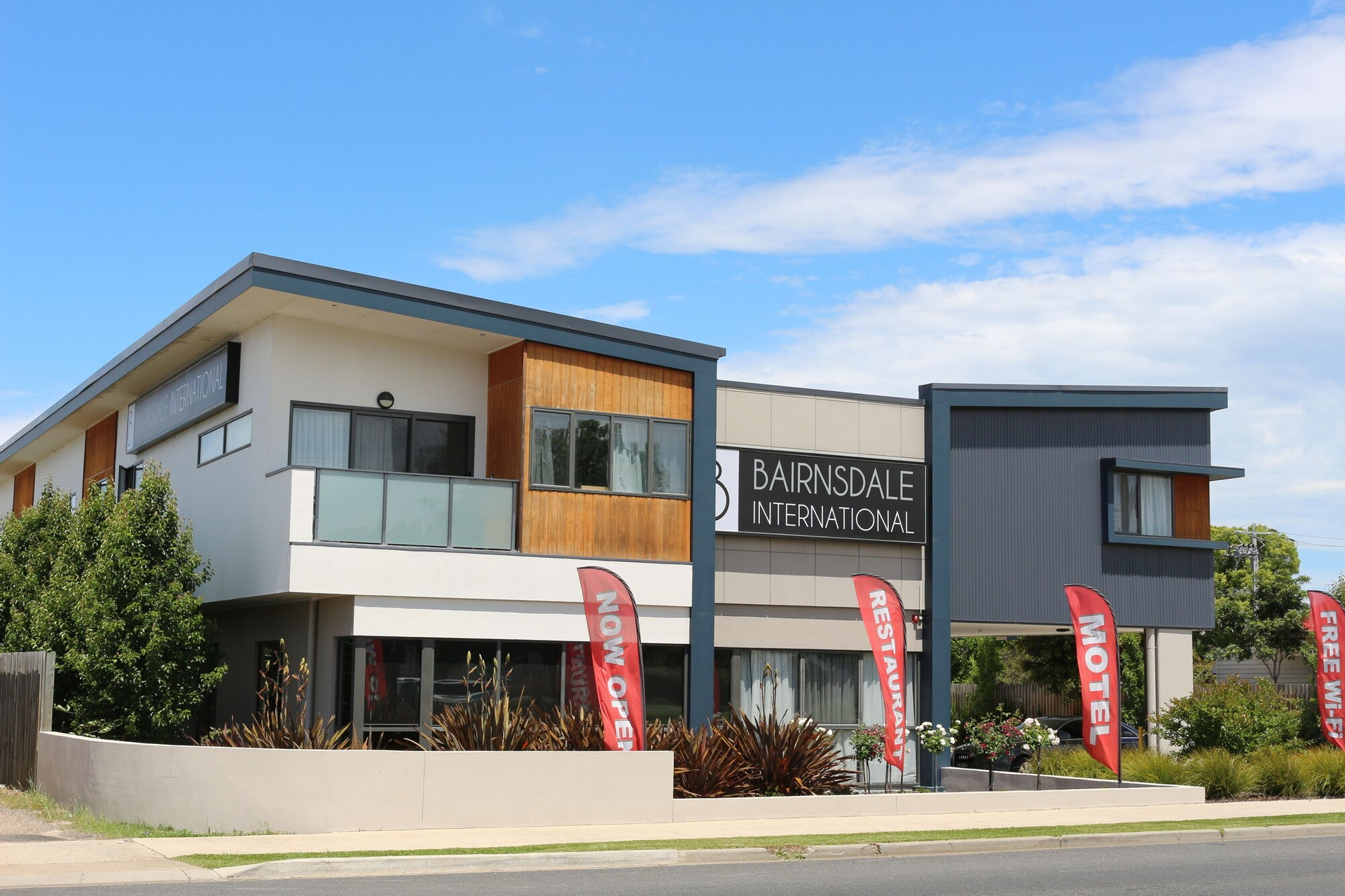 Exterior & Views 2, Bairnsdale International Hotel, E. Gippsland - Bairnsdale