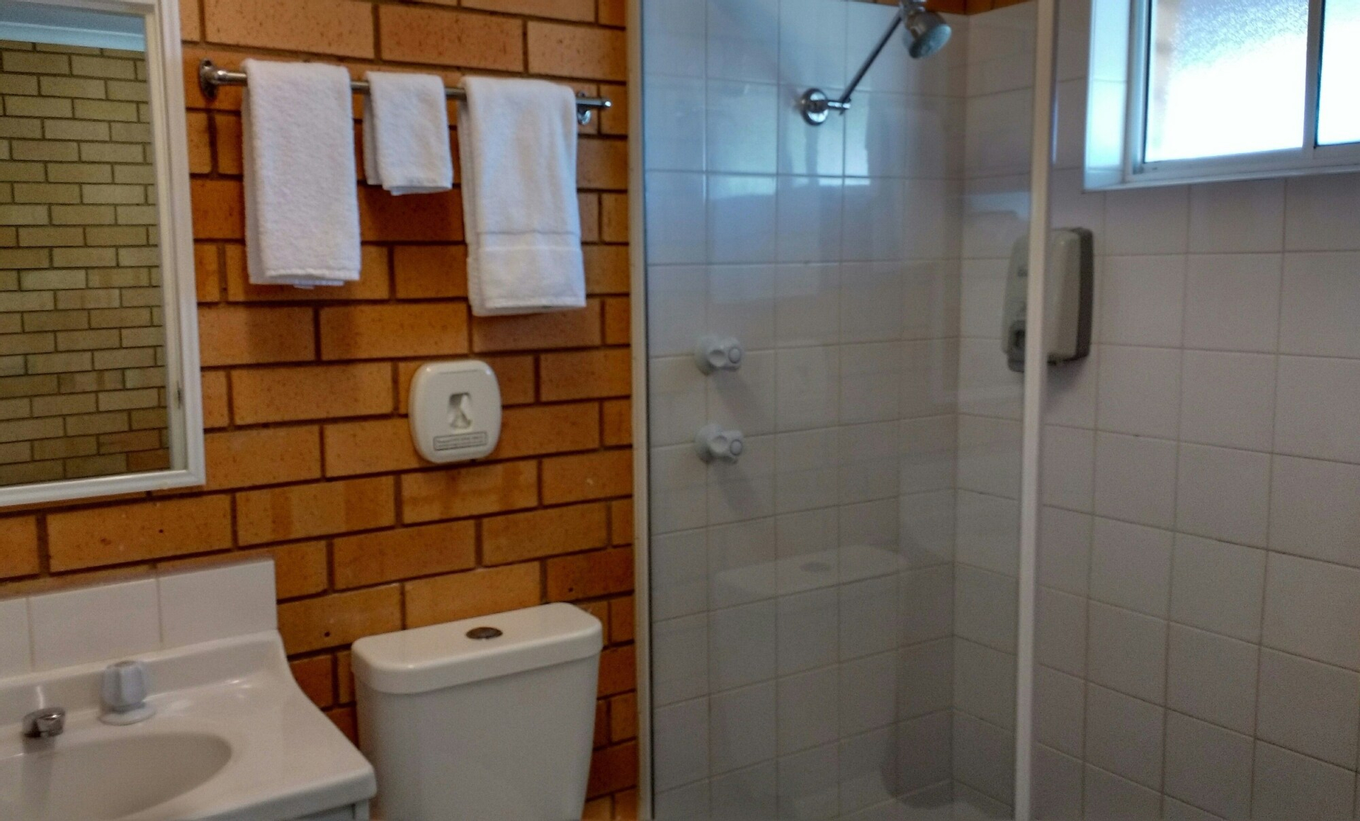 Bedroom 3, Bosuns Inn Motel, Coffs Harbour - Pt A