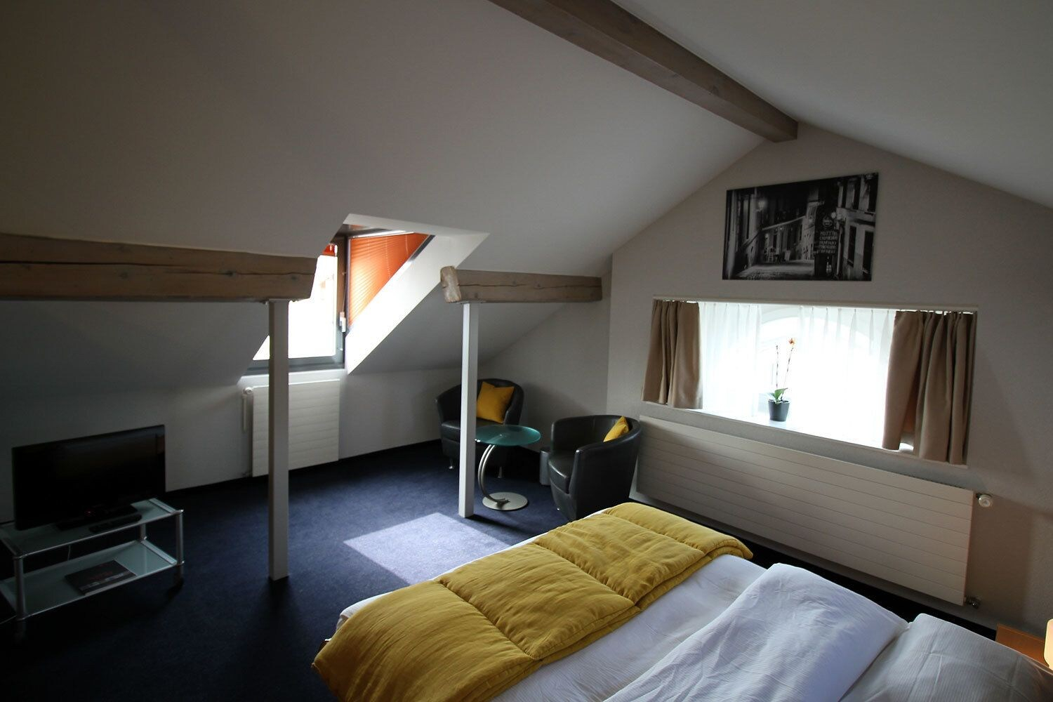 Bedroom 2, La Clef D'Or Auberge Communale, Nyon
