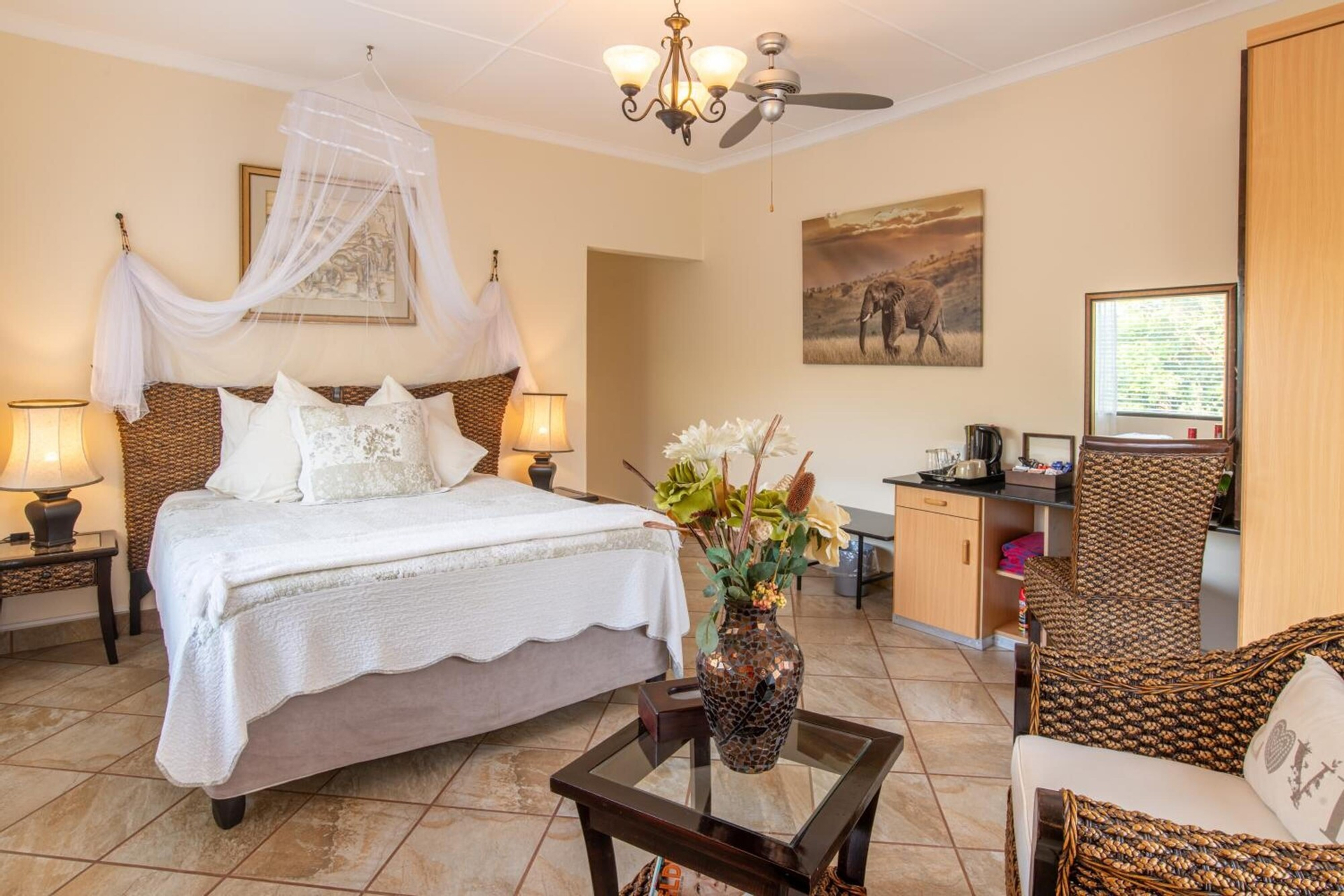 Room 3, Elephant Coast Guesthouse, Umkhanyakude