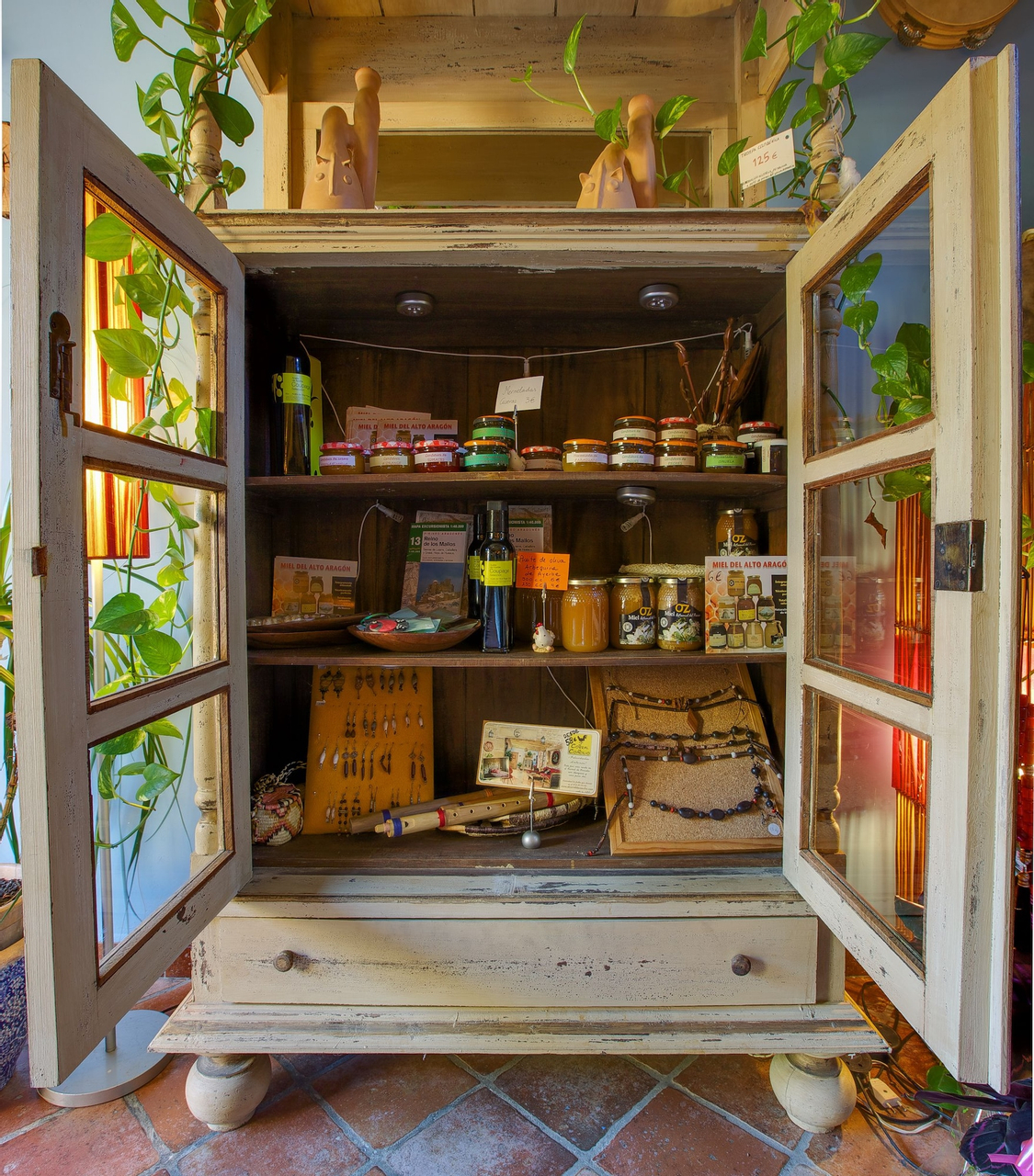 Gift shop, El Corral de Concilio, Zaragoza