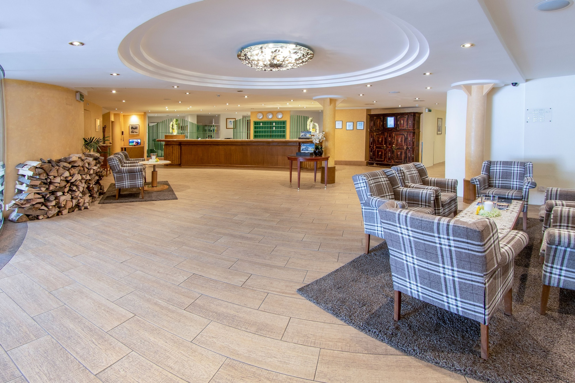 Public Area 5, Hotel Silberhorn, Interlaken