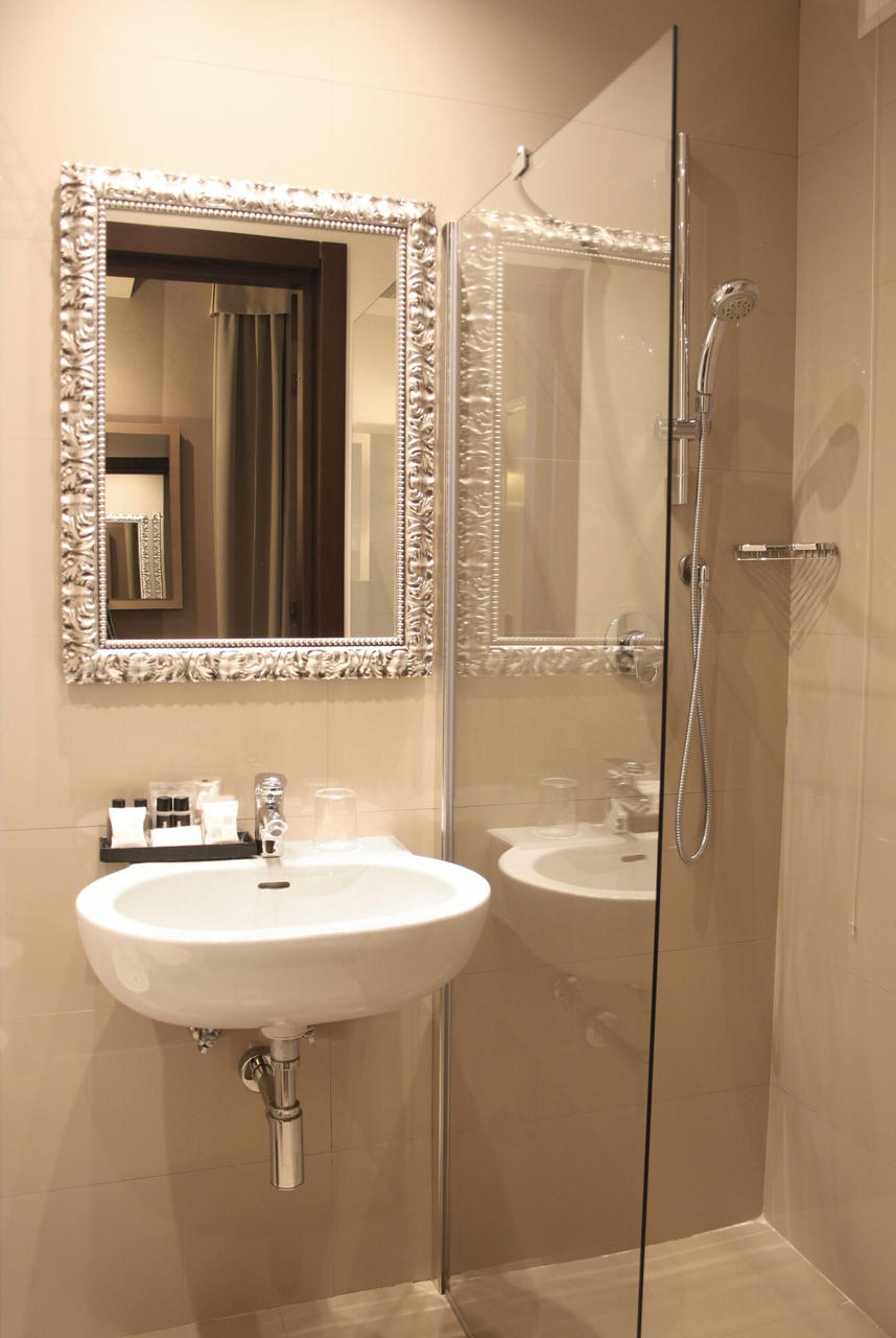 Bedroom 4, c-hotels Club, Florence