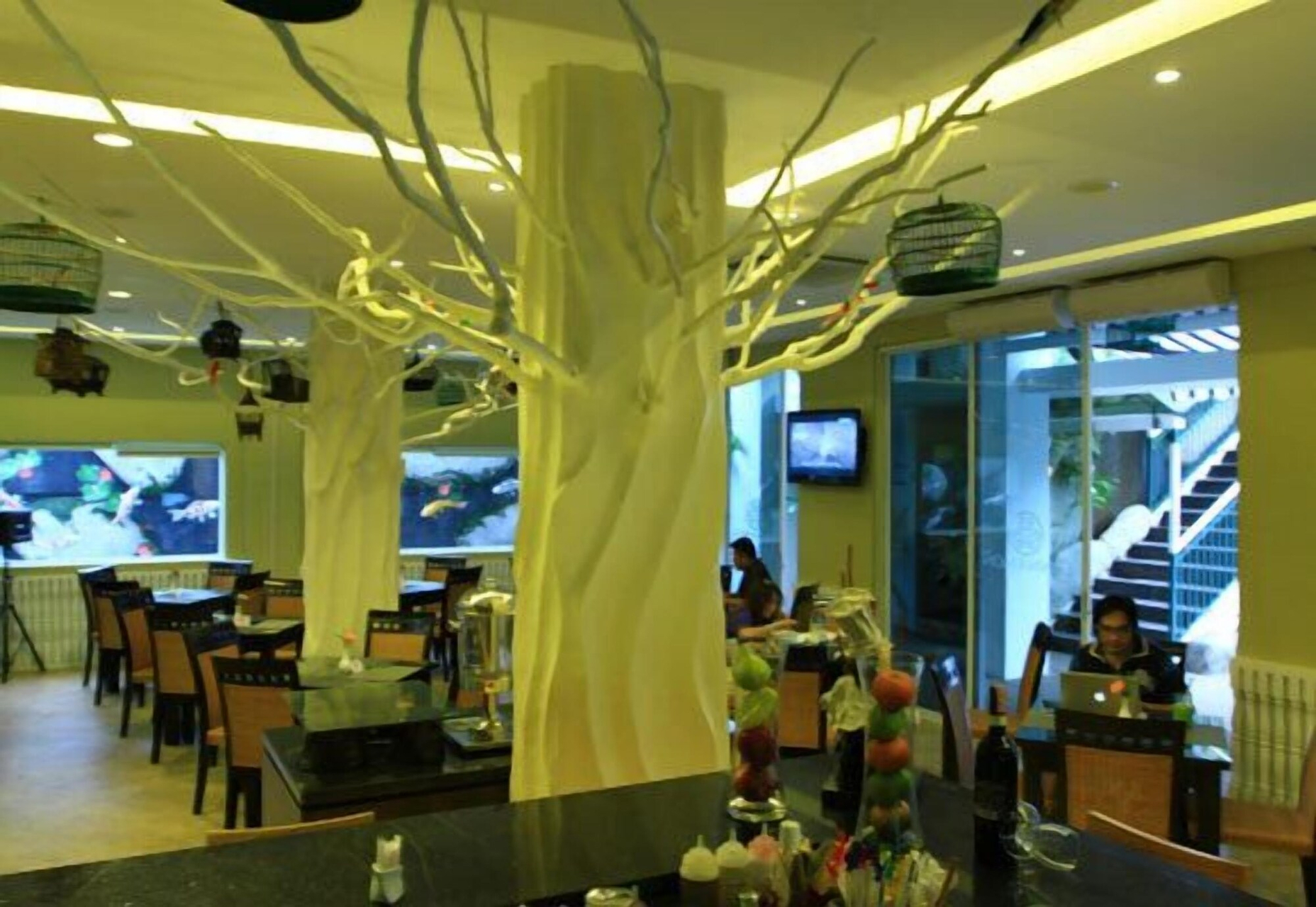 Food & Drinks 5, Oxville Hotel Padang, Padang