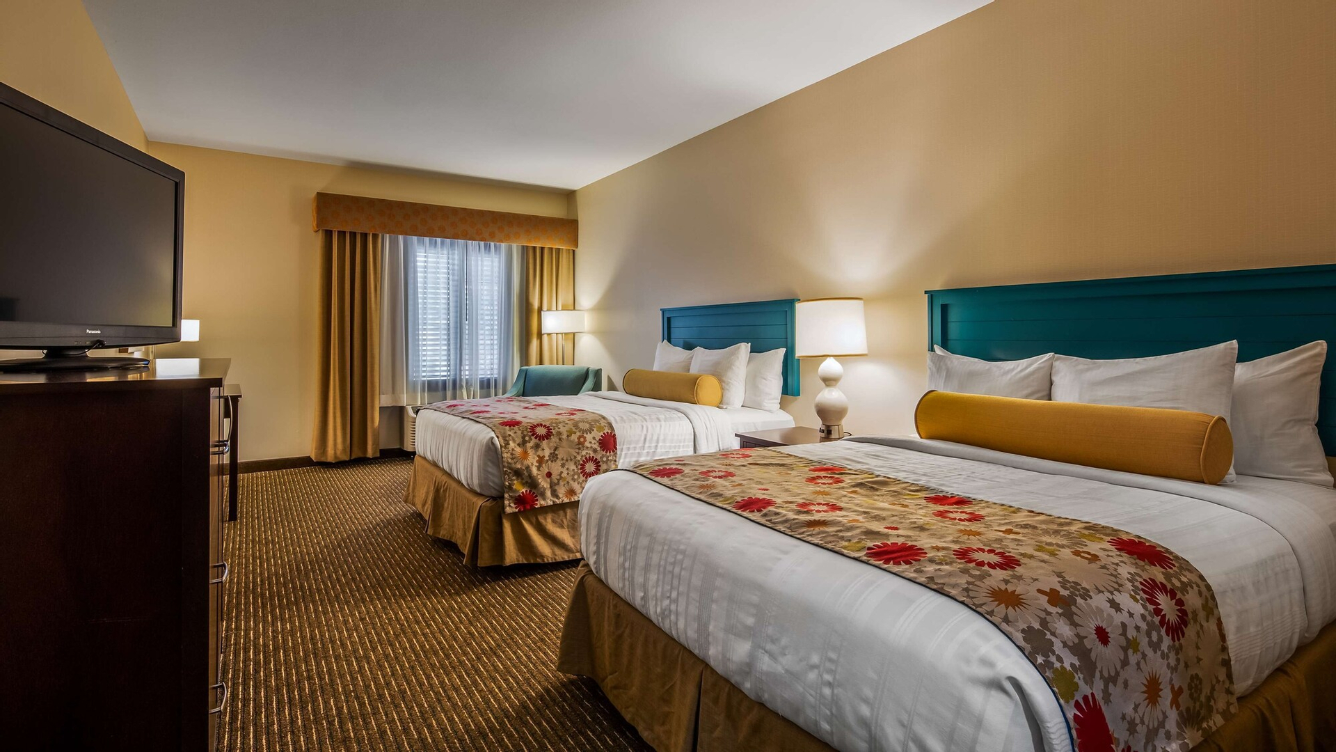 Bedroom 3, Best Western Plus Dayton Hotel & Suites, Columbia